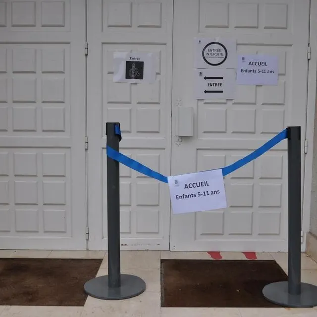 photo les enfants sont accueillis le mercredi et le samedi au centre de vaccination.  ©  le maine libre