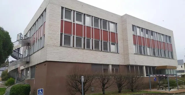 photo  c’est dans ces anciens locaux d’edf qu’ouvrira en 2023 la première maison de santé pluridisciplinaire du mans.  &copy;  ouest-france 