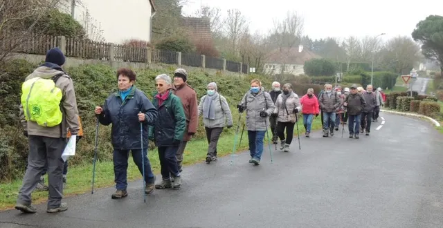 photo  c’est parti pour les « 5 km », un parcours d’environ 6,5 km  &copy;  le maine libre 