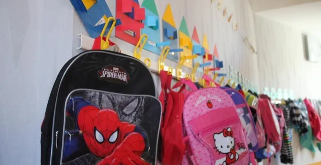 photo  les élèves ne pourront pas aller dans leur école pendant une semaine.  &copy;  photo archives le maine libre 