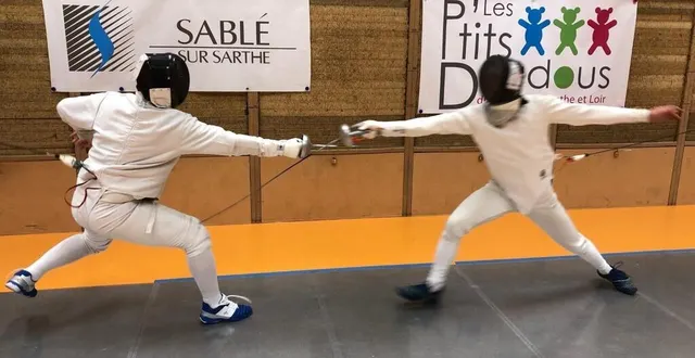 photo  le cercle d’escrime de sablé-sur-sarthe et  l’association les p’tits doudous du pôle santé sarthe-et-loir ont coorganisé la manifestation sportive et solidaire.  &copy;  ouest-france 