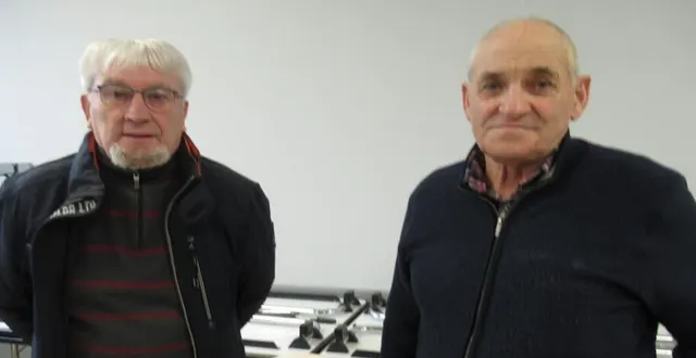 photo  claude couprit, premier adjoint, et eugène chatel, le maire.  &copy;  ouest-france 