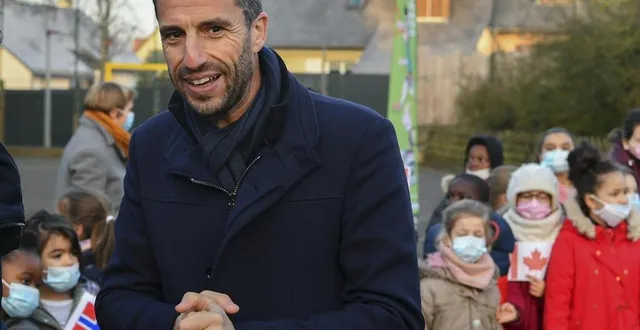 photo  tony estanguet est venu à la rencontre des écoliers de marcel-pagnol, au mans, avec une délégation d’athlètes dans le cadre de la semaine olympique et paralympique.  &copy;  photo le maine libre – yvon loue 