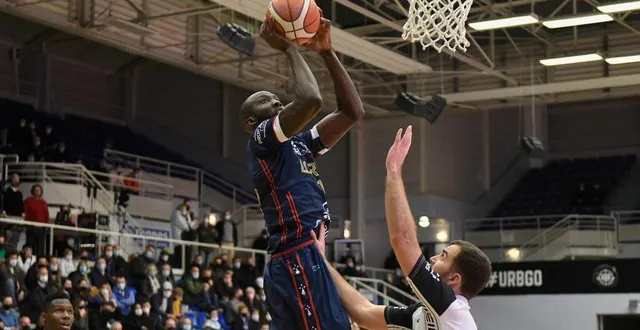 photo  ibrahim djambo a profité du « rab » pour enfiler le costume de sauveur, ce mardi soir  &copy;  jocelyne régent 