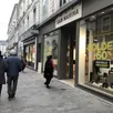 photo  ventes privées, télétravail, covid-19, le bilan à mi-parcours des soldes est en demi-teinte pour les commerçants du centre-ville du mans (sarthe). 