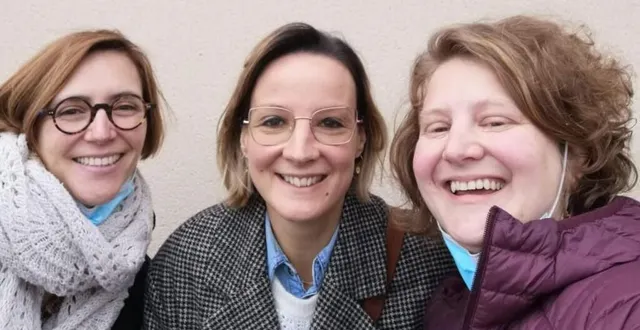 photo  leurs devises : anne-laure « toujours plus loin », aurore « toujours y croire », et amandine « une folle envie de me surpasser », voici l’équipe tri a de l’espoir des trois roses trekkeuses.  &copy;  le maine libre 