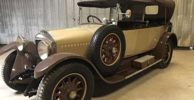 photo  propriété d’un couple d’alençonnais depuis plus d’un demi-siècle, une exceptionnelle de dion bouton de 1925 sera proposée aux enchères samedi 29 janvier 2022.  &copy;  ouest-france 