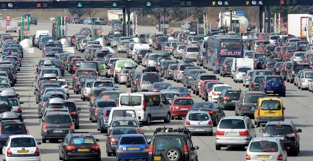 photo  près de 24 % des véhicules d’occasion qui circulent aujourd’hui dans l’hexagone sont importés.  &copy;  afp 