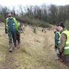 photo  les étudiants ont passé toute la journée, mardi, à la réalisation d’un chantier professionnel au coteau du champ des noyers, un site naturel remarquable, propriété du conservatoire des espaces naturels de normandie. 