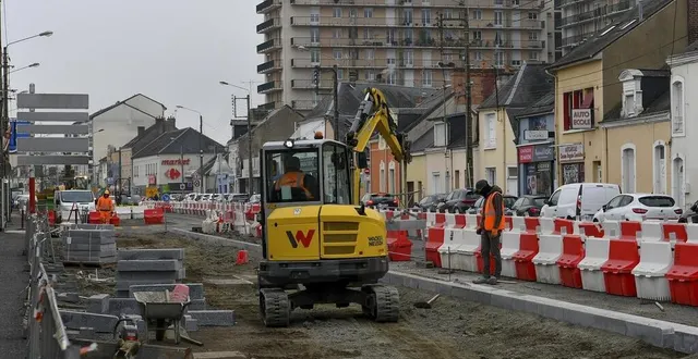 photo  d’importants chantiers de voirie sont prévus dans plusieurs communes.  &copy;  archives le maine libre – yvon loué 