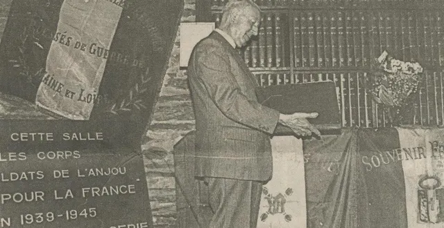 photo  cérémonie du 8 mai 1985 à la tour saint-aubin.  &copy;  archives co 