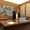 photo  mélanie duchemin, la nouvelle directrice générale des services, occupera le bureau de raphaël elizé à la mairie de sablé-sur-sarthe. 