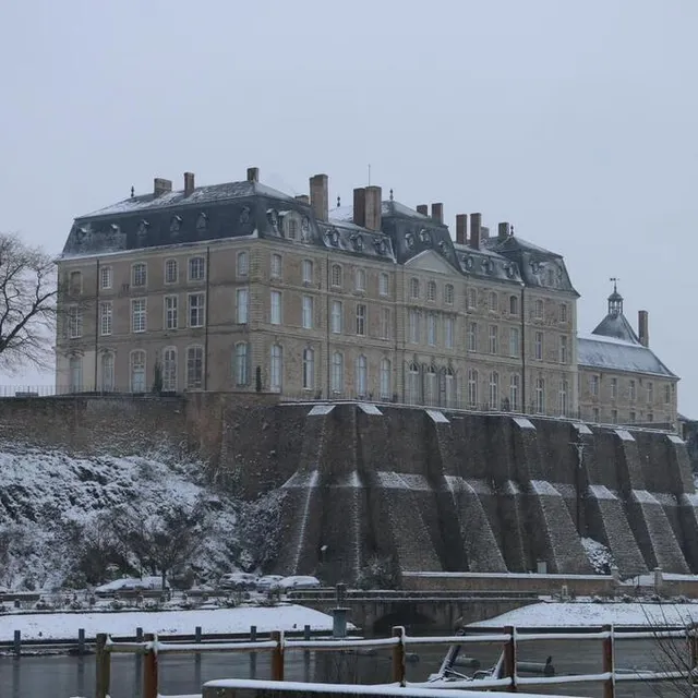 photo sablé-sur-sarthe sous la neige.  ©  ouest-france