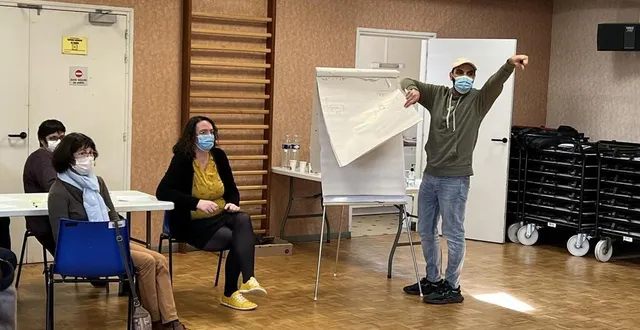 photo  les habitants du quartier de courteille ont participé à une réunion publique samedi 12 février pour réfléchir sur les offres du centre social.  &copy;  ouest-france 