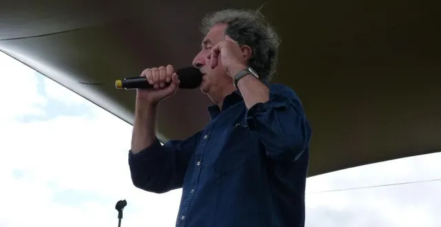 photo  le comédien françois morel est originaire de saint-georges-des-groseillers, dans l’orne.  &copy;  archives ouest-france 