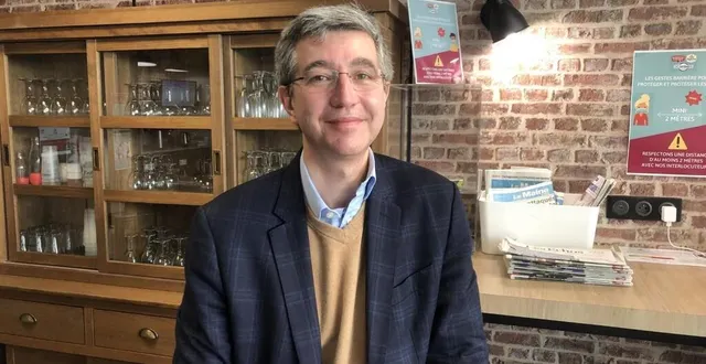 photo  pierre hebert demande le soutien de ses clients distributeurs.  &copy;  bruno mortier 