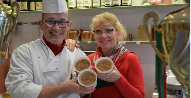 photo  pascal et isabelle buret ont déjà gagné plus de 50 médailles récompensant les meilleures variétés de charcuteries traditionnelles et créatives.  &copy;  ouest-france 