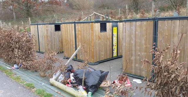 photo  les incivilités sont constatées dans le territoire, ici à camembert.  &copy;  ouest-france 