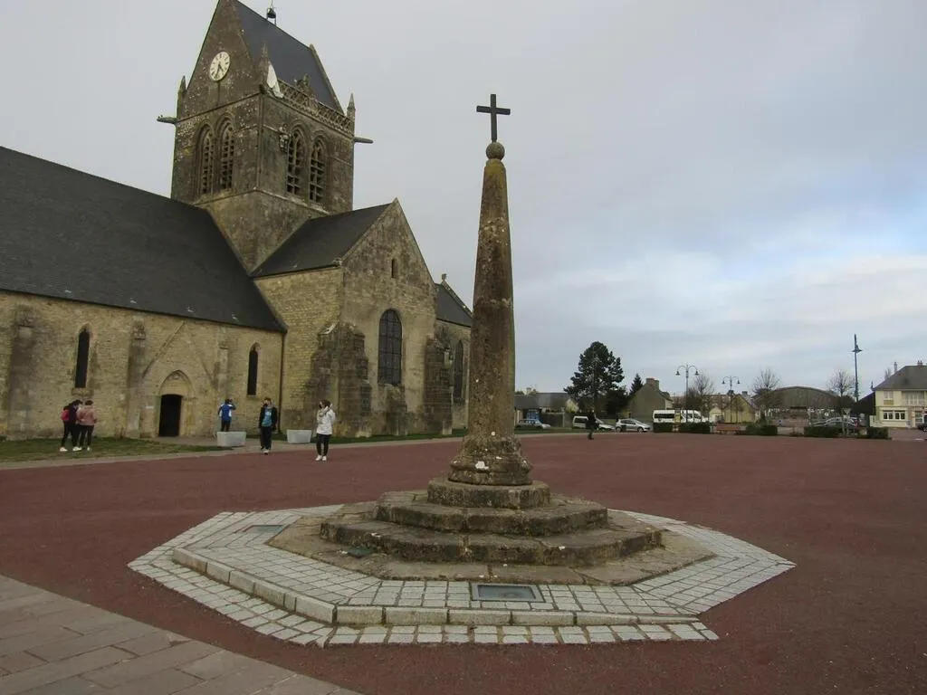 Patrimoine. À SainteMèreÉglise, une borne milliaire bien mystérieuse