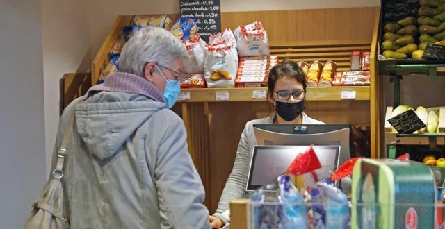 photo  cécile lefranc est à la tête du restaurant-bar-tabac-épicerie au p’tit bois de saint-jean-des-bois (orne) depuis 2016.  &copy;  ouest-france 