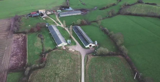 photo  « ils ont mis des caméras chez moi sans me le dire et ont filmé ma ferme avec un drone », raconte l’agriculteur de moncé-en-saosnois, qui va porter plainte contre l’association l 214.  &copy;  l 214 