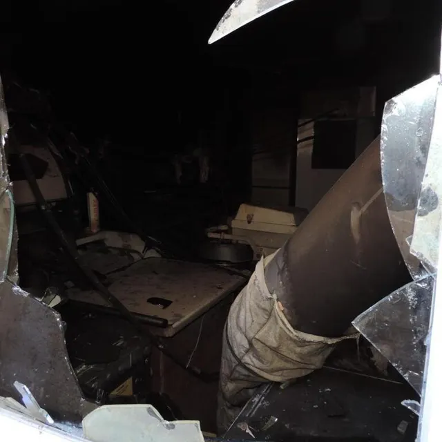 photo l’intérieur du laboratoire est totalement détruit.  ©  ouest-france