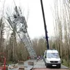 photo  la pose du pylône a été réalisée jeudi après-midi. 
