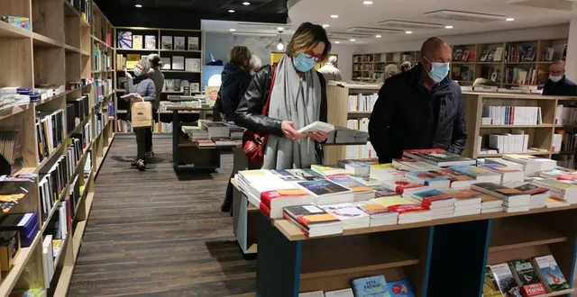 photo  la librairie le bruit des mots, à la flèche, a ouvert rue carnot le 3 mars 2022.  &copy;  ouest-france 