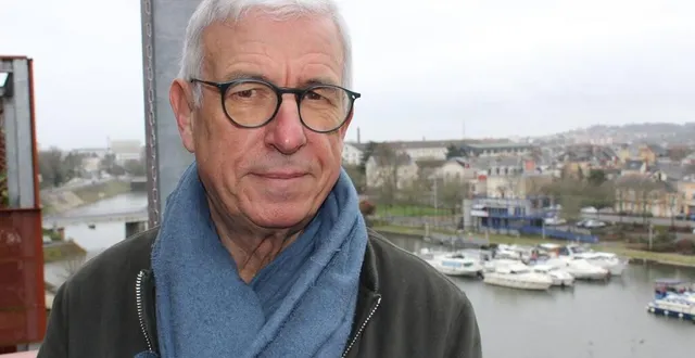 photo  philippe blanluet, 68 ans, est arrivé après la rénovation de la barre d’immeuble : « nous sommes vraiment très bien ici ».  &copy;  le maine libre 