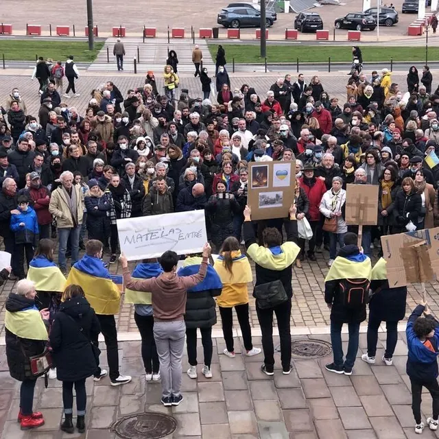 photo le rassemblement a attiré environ 500 personnes au mans, samedi 5 mars.  ©  le maine libre