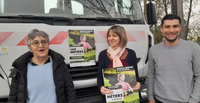 photo  marie-françoise davaud, valérie paillat (rh), tony gaulupeau (responsable exploitation).  &copy;  le maine libre 