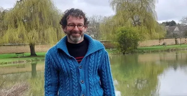 photo  les bords de l’étang de souligné se prêtent bien aux cours de qi gong.  &copy;  le maine libre 