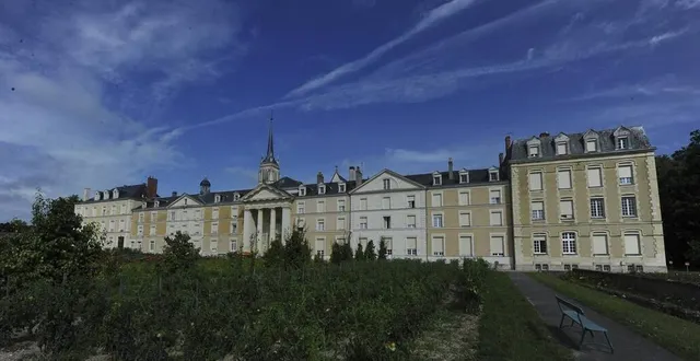 photo  dimanche, à ruillé-sur-loir, vous pourrez découvrir le couvent des sœurs de la providence.  &copy;  archives le maine libre – denis lambert 