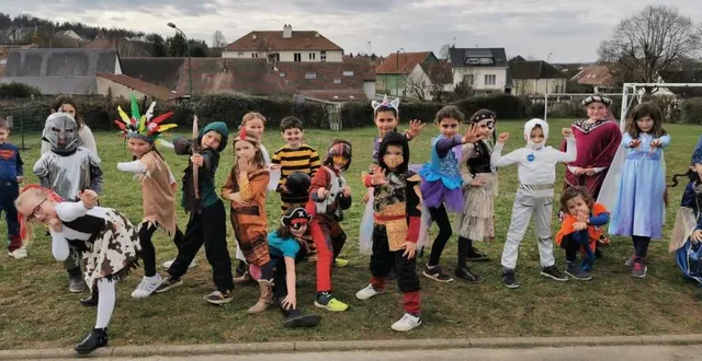 photo  dernièrement, tous les enfants de l’école sainte jeanne d’arc de chaufour-notre-dame ont fêté carnaval. parés de leurs plus beaux déguisements, les écoliers ont pu danser, chanter et défiler dans les rues du village. la journée s’est terminée par une dégustation de gaufres.  &copy;  le maine libre 