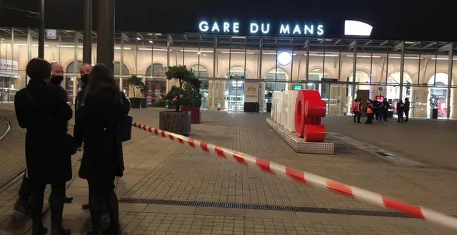 photo  en raison de la présence d’un colis suspect, la gare avait été évacuée au mans (sarthe) le 8 février 2022. le trafic du réseau de transports en commun setram avait aussi été fortement perturbé dans une partie du centre-ville et dans le quartier de la gare. a  &copy;  rchives ouest-france 
