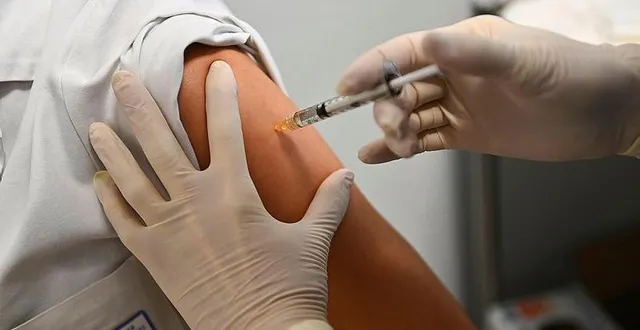 photo  la dernière injection au centre de vaccination de sablé-sur-sarthe aura lieu le mercredi 30 mars dans l’après-midi.  &copy;  photo d’illustration : franck dubray / ouest-france 
