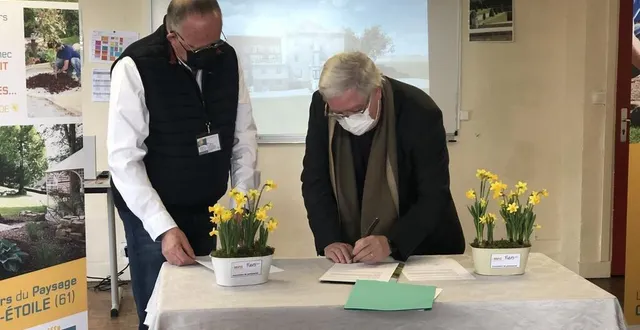 photo  une convention a été signée entre flers agglo et la mfr de cerisy-belle-étoile, dans l’orne, le samedi 12 mars 2022.  &copy;  ouest-france 