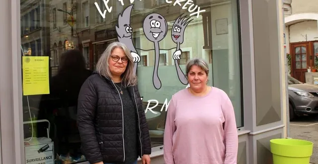 photo  karine gohier (à gauche) et delphine couléard, ont soigneusement préparé leur projet de restauration.  &copy;  le maine libre 