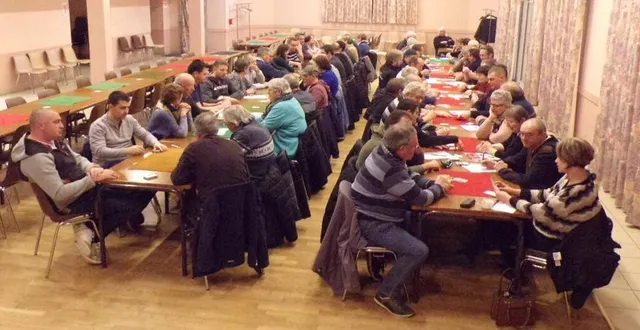 photo  64 participants concentrés au cours de la compétition. 