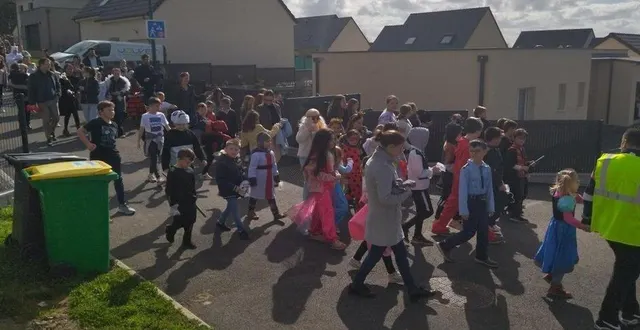 photo  d’autres actions sont organisées par l’association des parents d’élèves pour financer des sorties et activités  &copy;  le maine libre 