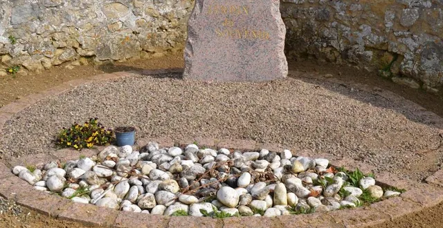 photo  le jardin du souvenir pourrait accueillir une colonne avec le nom des défunts, dont les cendres y ont été dispersées.  &copy;  ouest-france 