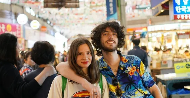 photo  le duo charlotte fever fait partie de la programmation de la 7e édition du biches festival, à rai (orne).  &copy;  kévin blain 