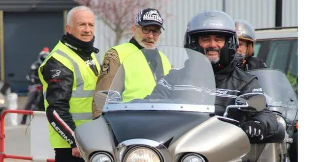 photo  l’association casque d’or a relancé ses sorties avec sa traditionnelle balade de printemps qui a réuni plus de 185 motos.  &copy;  le maine libre 