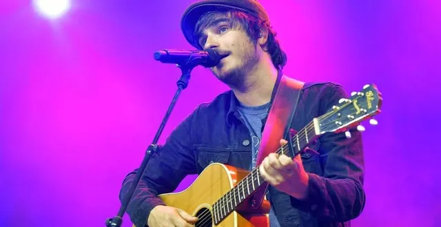 photo  gauvain sers, ici au festival de poupet en vendée, en 2017, sera à sablé-sur-sarthe le 2 juillet 2022.  &copy;  jérôme fouquet / archives ouest-france 