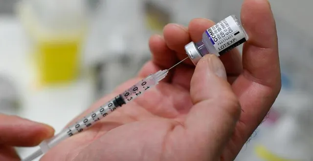 photo  la préfecture de la sarthe et l’ars rappelle, ce mercredi 30 mars 2022, l’importance de poursuivre la vaccination et de respecter les gestes barrières contre le covid 19. (photo franck dubray)  &copy;  ouest-france 