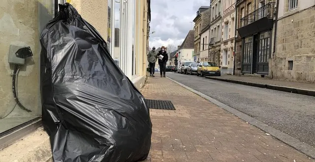 photo  l’enlèvement des ordures ménagères est assuré par le sitcom.  &copy;  ouest-france 