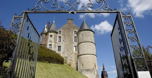 photo  les exposants, tous des créateurs, seront réunis dans le très beau cadre du château de montmirail.  &copy;  archives le maine libre – yvon loué 