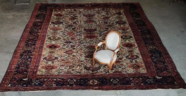 photo  ce tapis d’iran, estimé 2 000 à 3 000 €, a été adjugé à 28 500 €.  &copy;  thomas enchères & expertises 