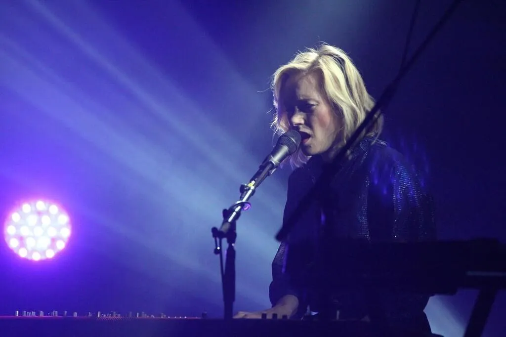 Fredrika Stahl en concert, une jolie découverte au Normandy à SaintLô