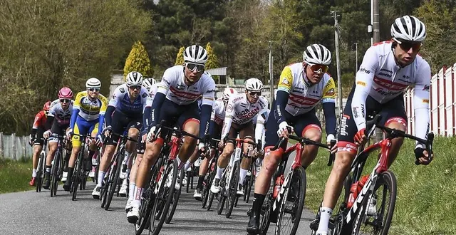 photo  photo denis lambert - le maine-libre
le mans - le 6 avril 2022
68eme circuit de la sarthe-pdl
2eme étape - le lude-le lude
poloton mads pedersen  &copy;  denis lambert 